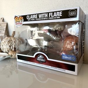 NIB 🦖 Funko Exclusive Jurassic World Claire with Flare #1223
